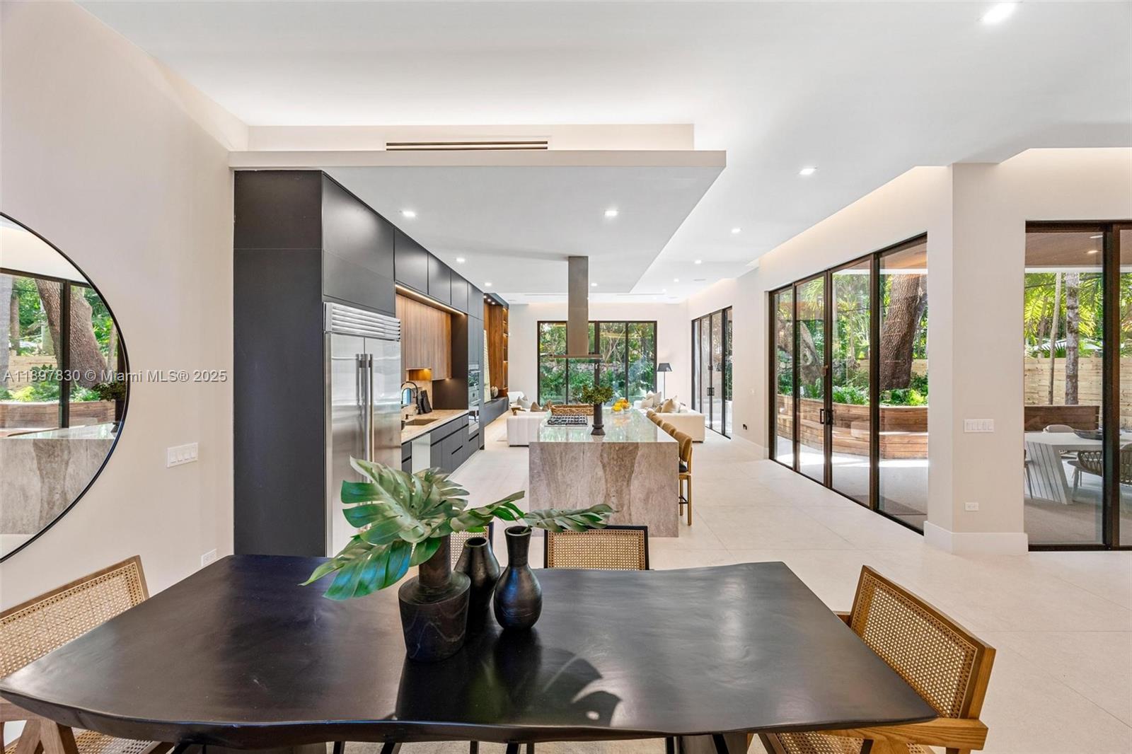 2805 Freeman Street Miami, FL 33133 - Photo 8 of 74 Gallery Image 8