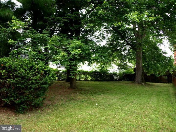 4 Fenway Road Hamilton, NJ 08620 - Photo 14 of 14 Back Yard