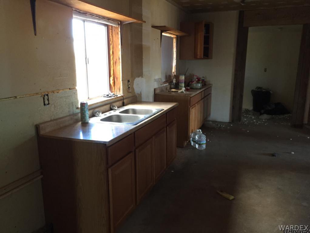 1533 Greer Road, Unit 16 Golden Valley, AZ 86413 - Photo 3 of 11 Gallery Image 3