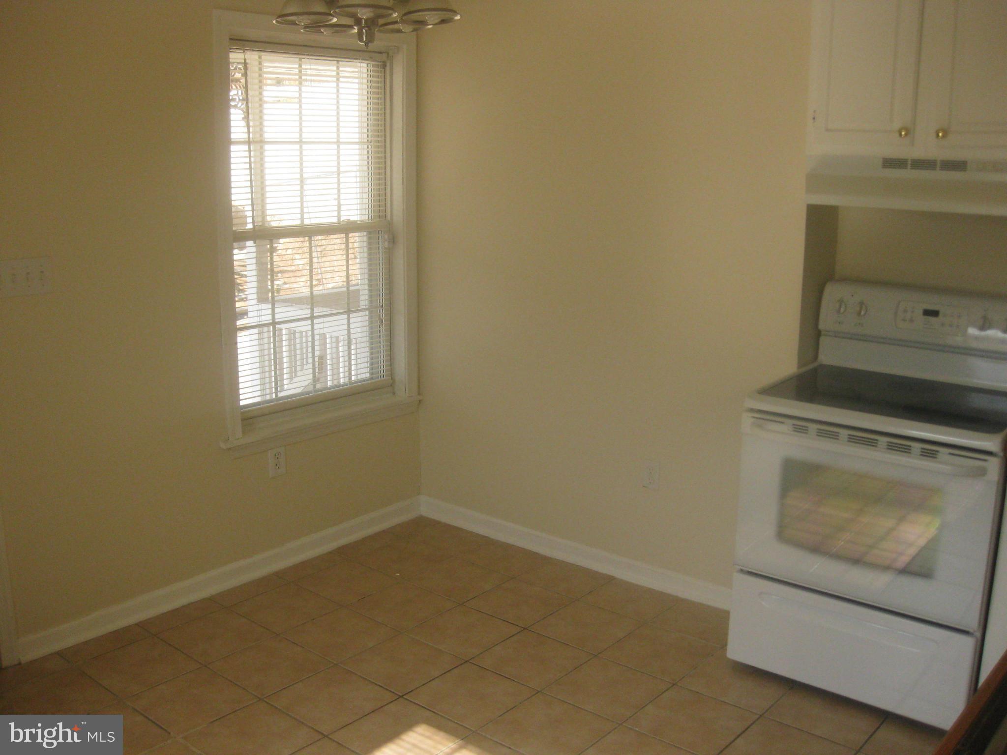 1523 Baldwin Street Baltimore, MD 21211 - Photo 4 of 16 Kitchen