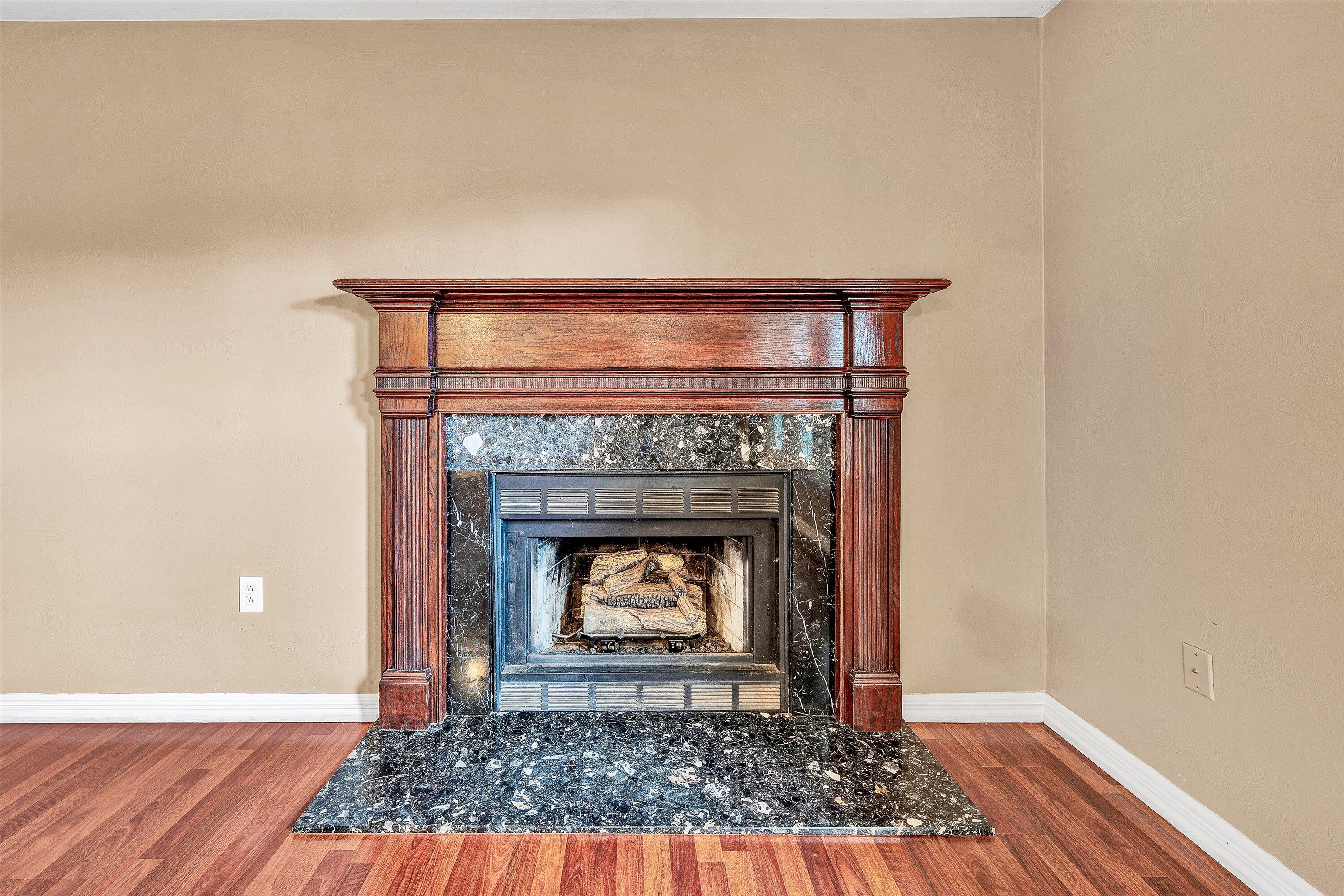 5110 Stewartsville Road Moneta, VA 24121 - Photo 5 of 24 08-DSC00091