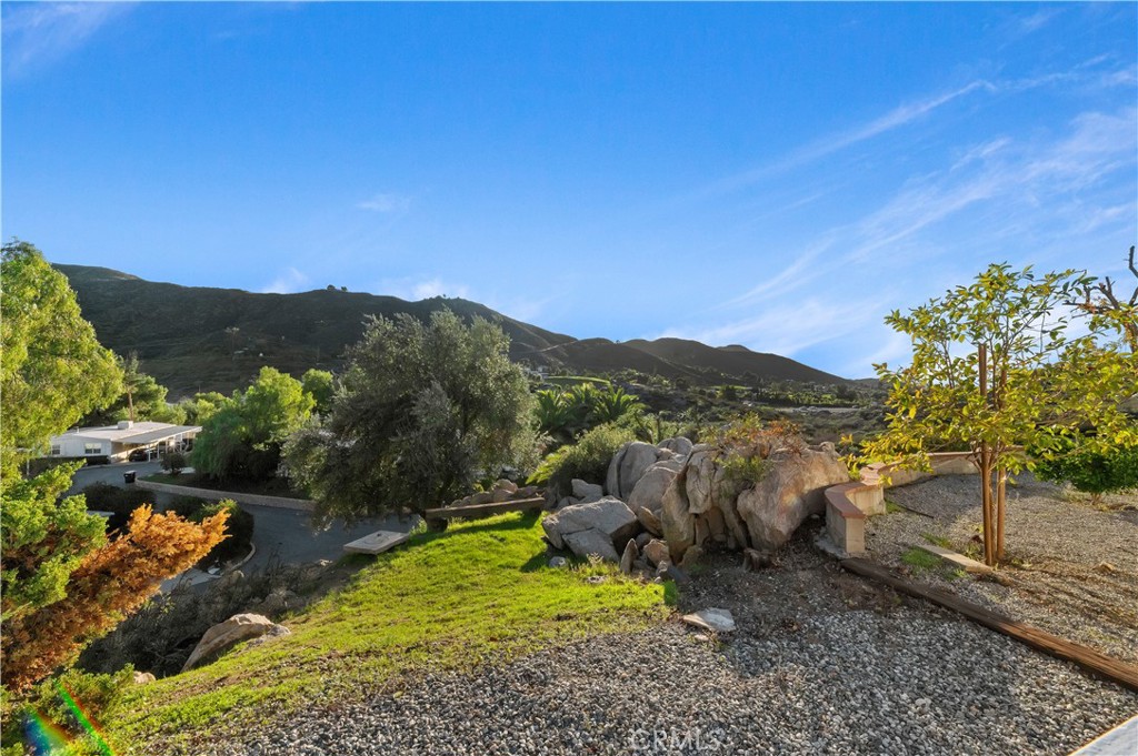 32600 State Highway 74, Unit 140 Hemet, CA 92545 - Photo 25 of 30 a view of a town with mountains in the background