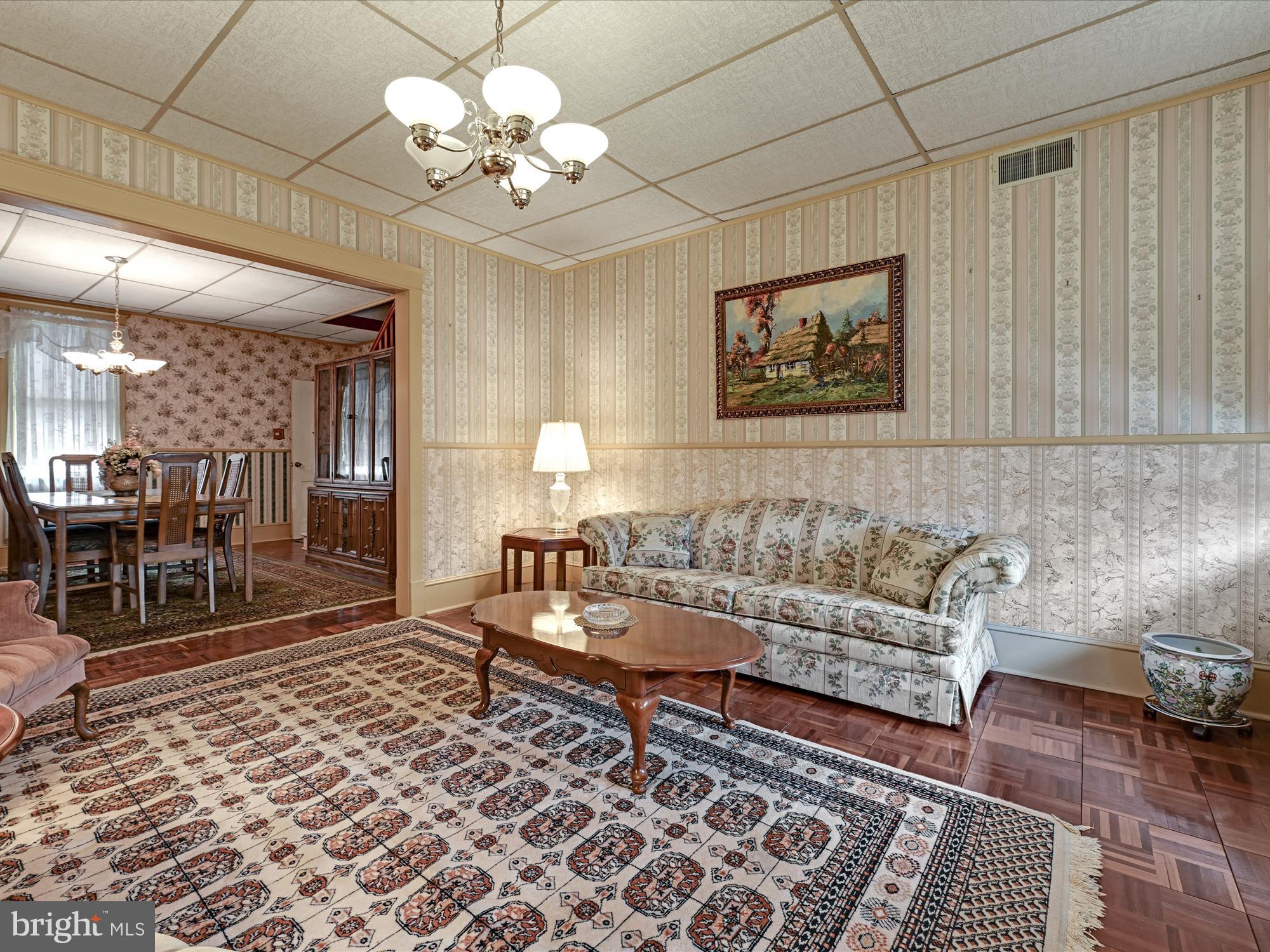 303 North Front Street Minersville, PA 17954 - Photo 5 of 23 Living Room #2
