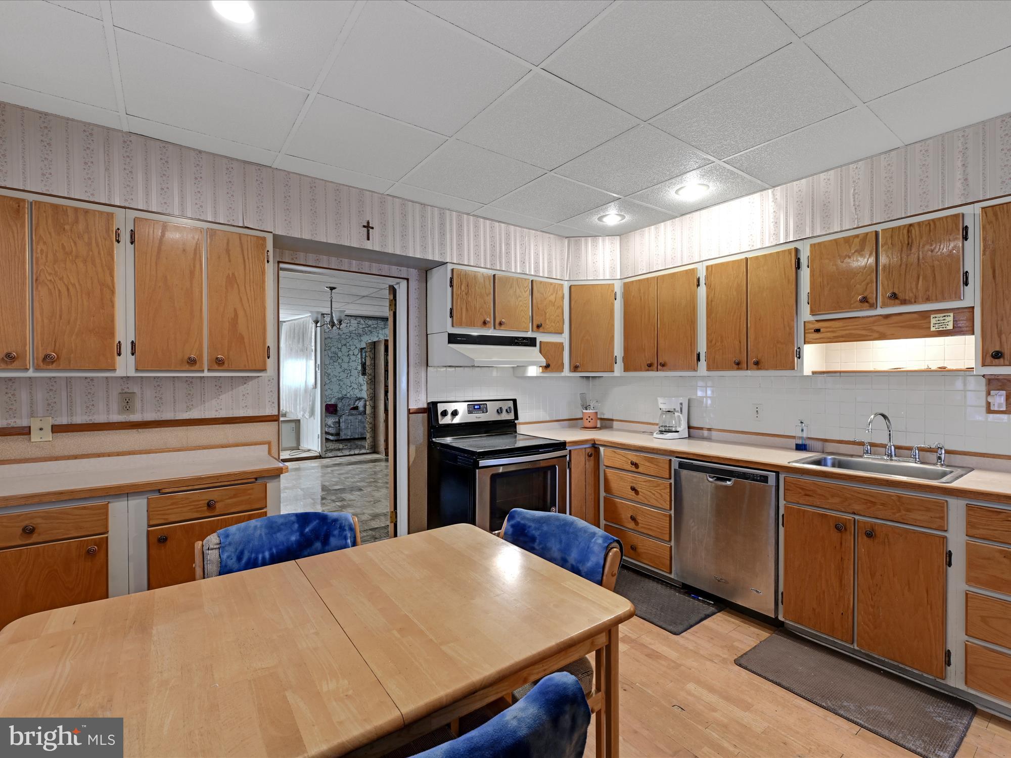 303 North Front Street Minersville, PA 17954 - Photo 8 of 23 Kitchen #1