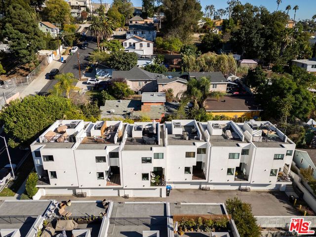 a picture of city view