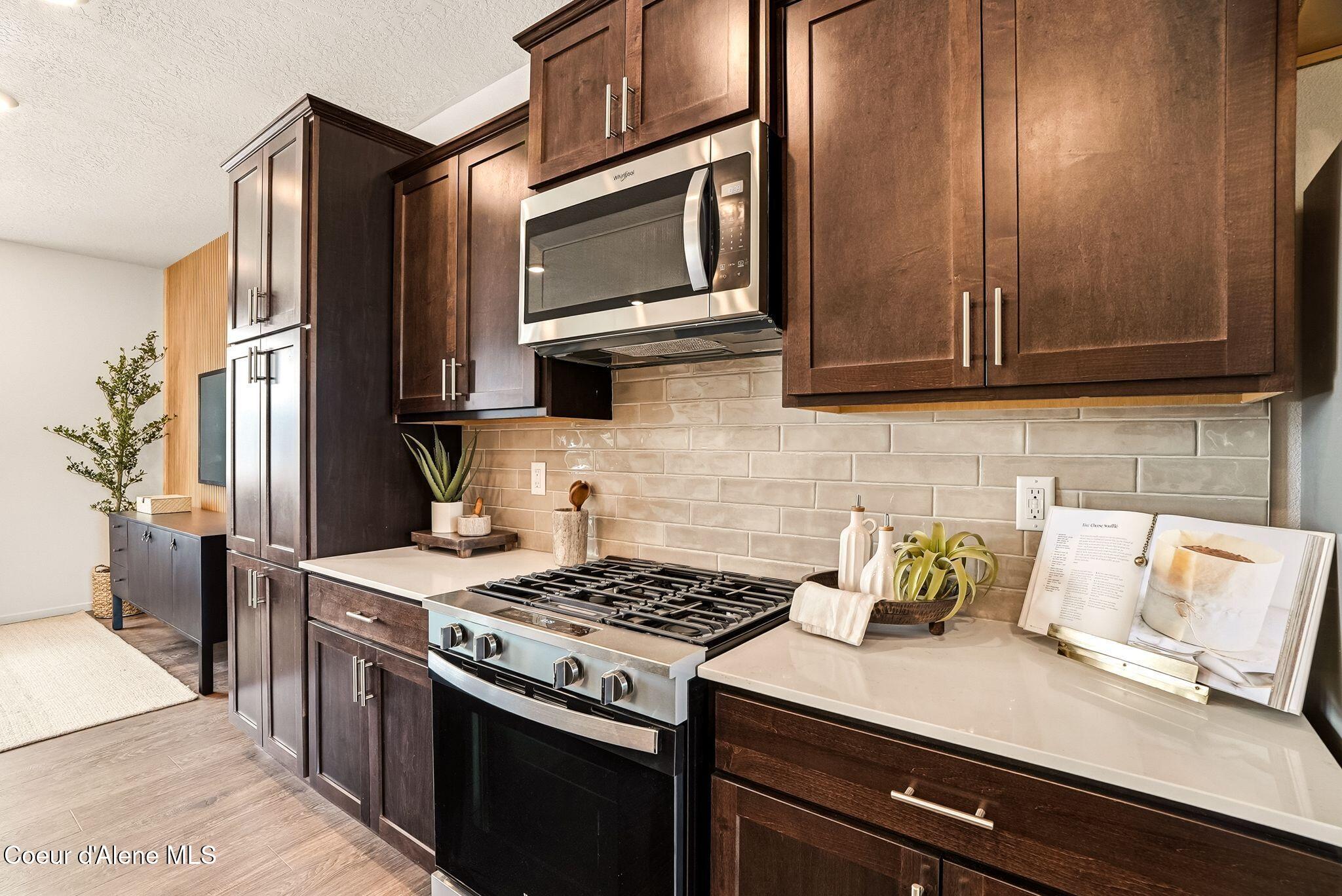1117 West Pinewood Loop Coeur D'Alene, ID 83814 - Photo 12 of 27 Inside-Media-Pinewood-12