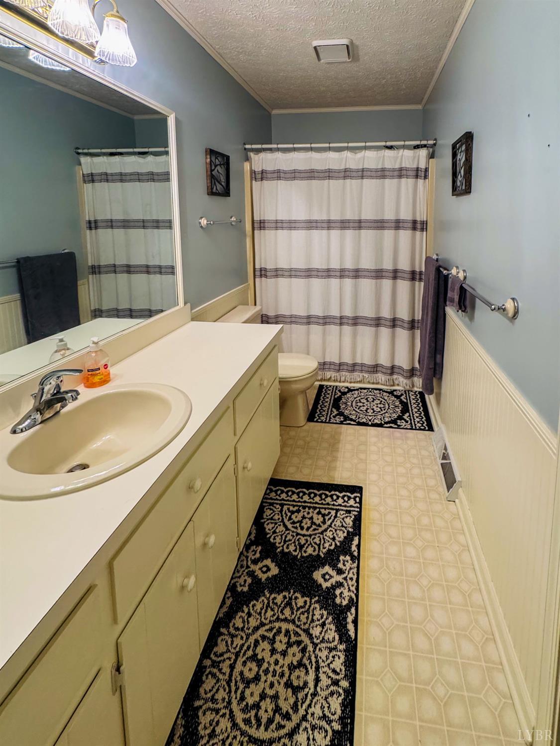 1002 Oxford Point Road Lynchburg, VA 24503 - Photo 32 of 33