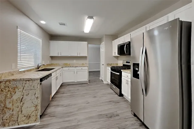 $2,050 | 10011 Storm Meadow Drive, Houston, TX 77064