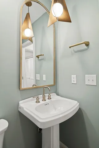 $4,250 | 630 Baytree Court, Mount Pleasant, SC 29464