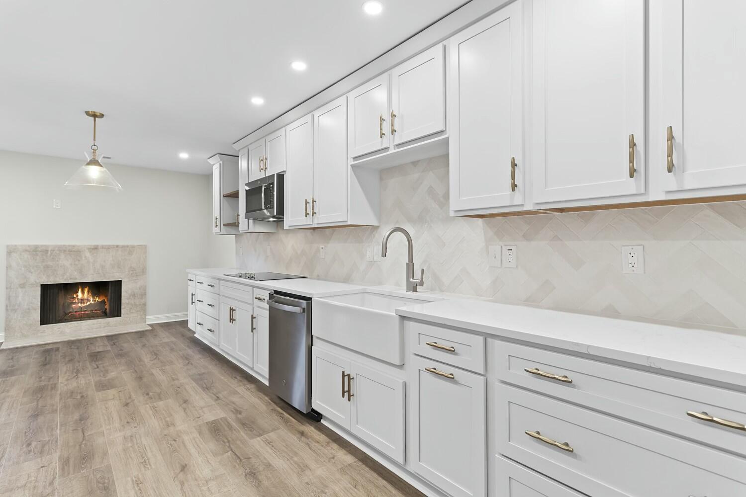 630 Baytree Court Mount Pleasant, SC 29464 - Photo 21 of 76 tempImage8FwOme