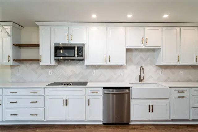 $4,250 | 630 Baytree Court, Mount Pleasant, SC 29464