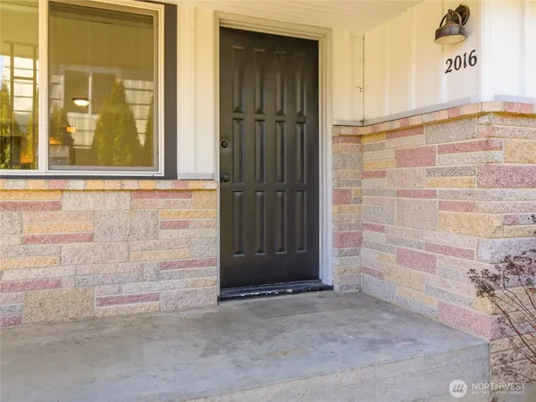 a view of front door of house