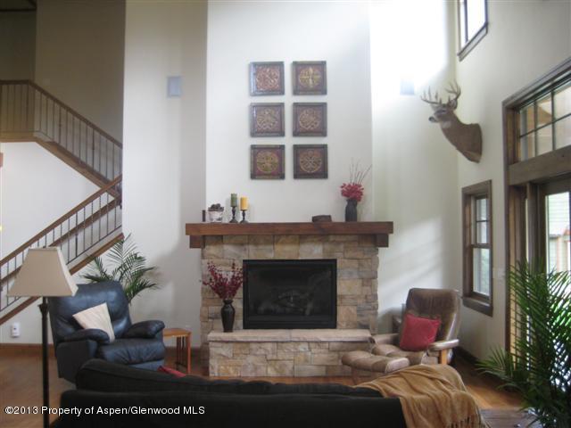 362 Faas Ranch Road New Castle, CO 81647 - Photo 9 of 23 living