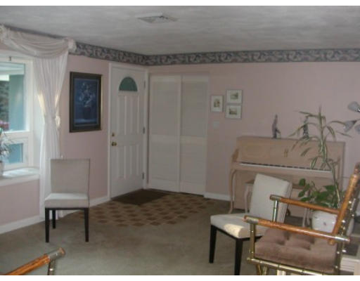 11 Herold Road Peabody, MA 01960 - Photo 10 of 19 Gallery Image 10