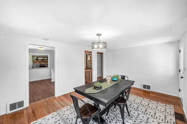 $375,000 | 48 Fairview Street, East Longmeadow, MA 01028