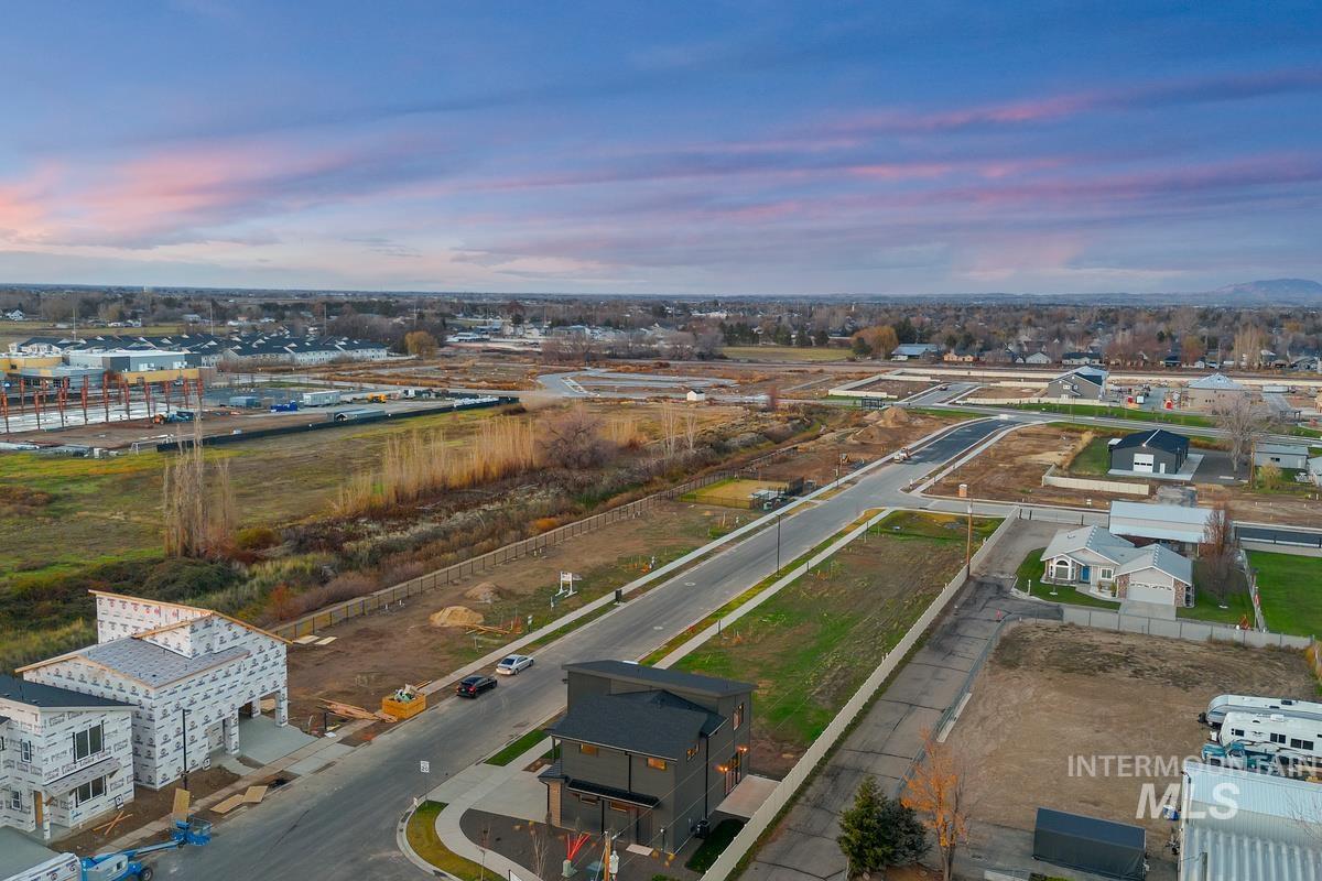 53 North Feather Reed Avenue Meridian, ID 83642 - Photo 3 of 6
