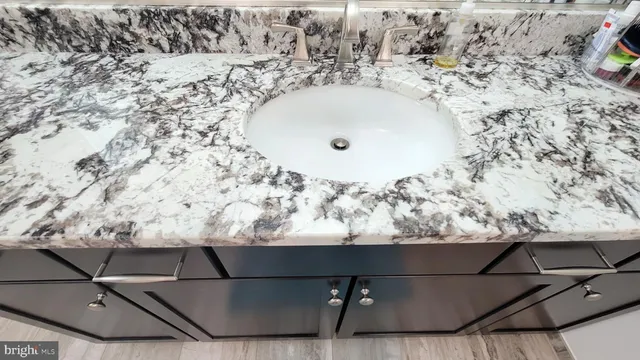 a bathroom with a tub