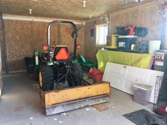 2474 North Summers Road Imlay City, MI 48444 - Photo 9 of 56 IMG_1013.jpg
