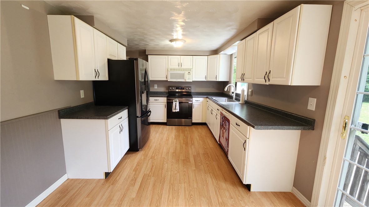 7383 Lakeside Road Ontario, NY 14519 - Photo 14 of 50
