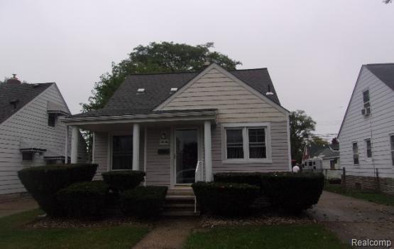 23026 Normandy Avenue Eastpointe, MI 48021 - Photo 1 of 12