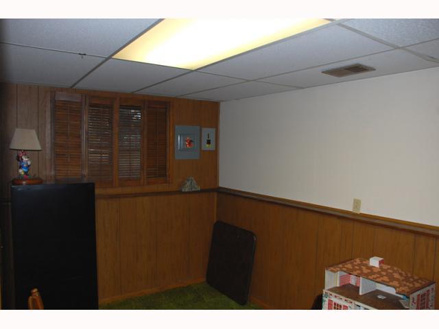 2001 Brittany Road Columbus, OH 43229 - Photo 9 of 18 Gallery Image 9