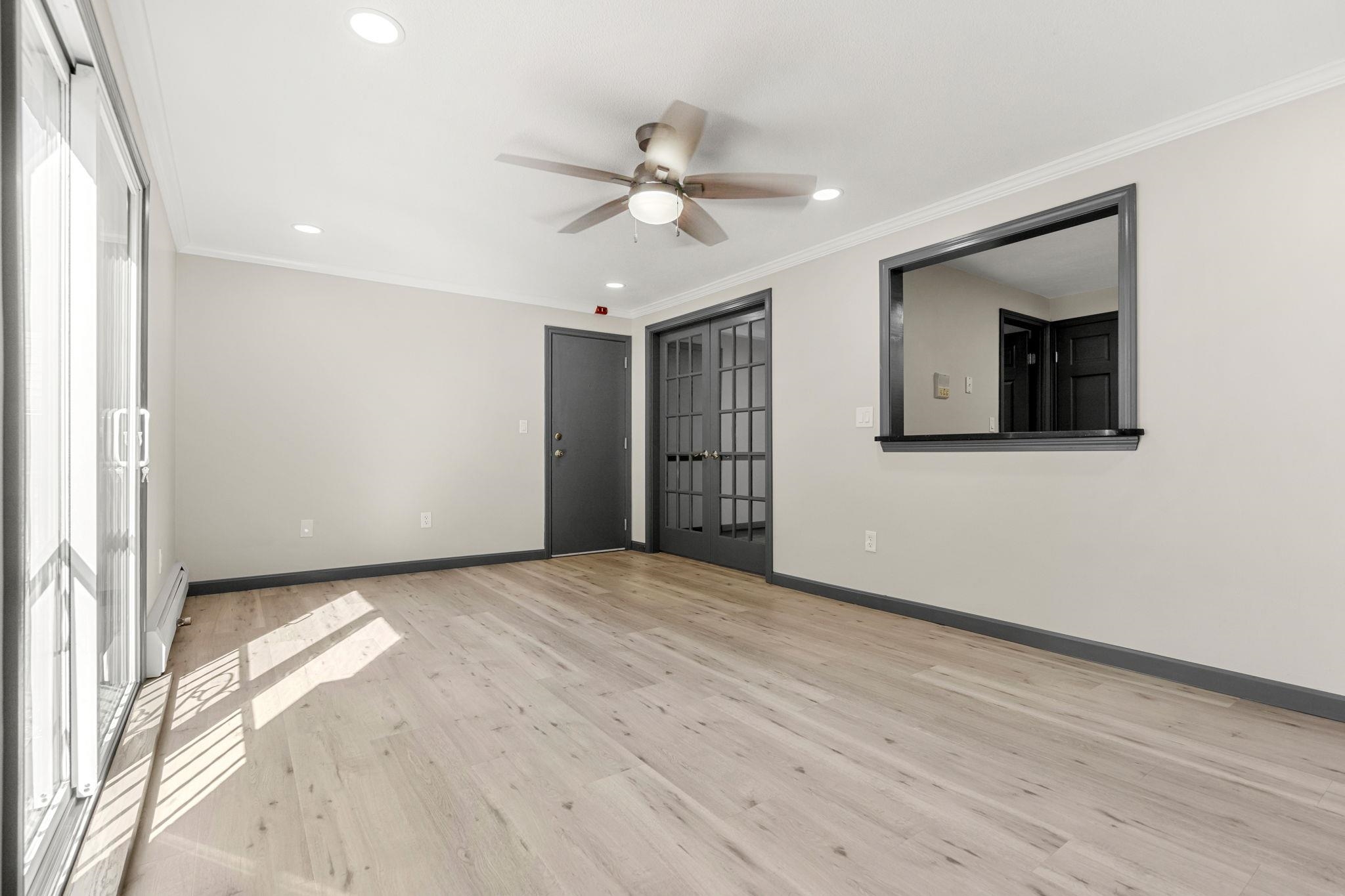 50 R English Village Road, Unit 204 Manchester, NH 03102 - Photo 15 of 19 Gallery Image 15