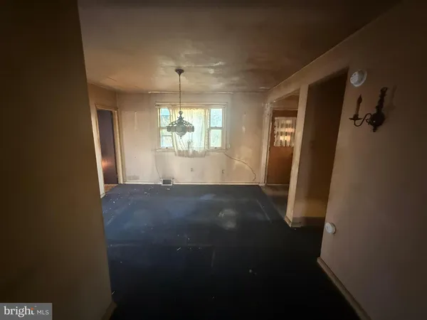 $280,000 | 100 Logan Avenue, Glenside, PA 19038