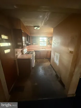 $280,000 | 100 Logan Avenue, Glenside, PA 19038