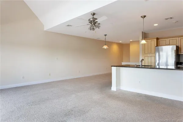 $589,000 | 4 Daskams Lane, Unit 326, Norwalk, CT 06851