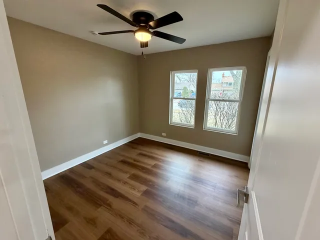 $424,900 | 54 Brantwood Avenue, Elk Grove Village, IL 60007