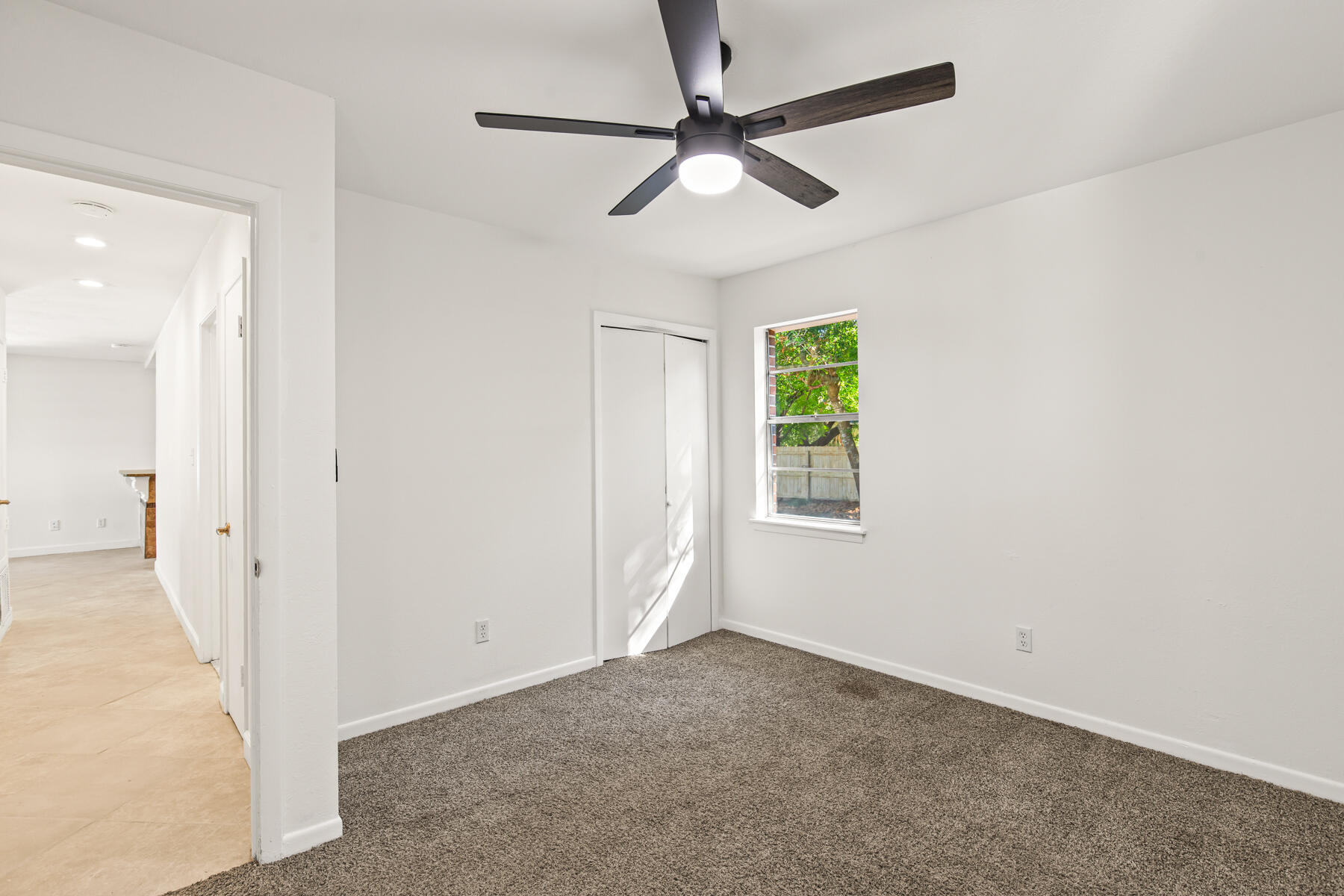 612 Beach Drive Destin, FL 32541 - Photo 21 of 34 a view of an empty room with a window