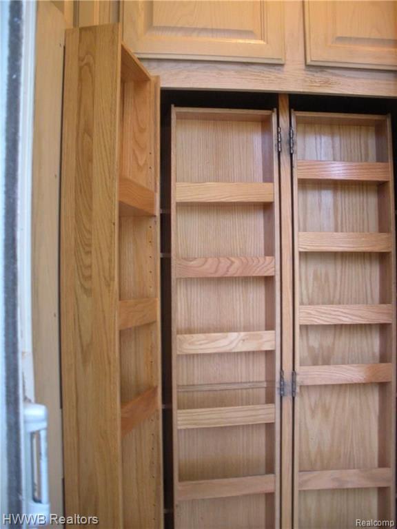 885 Beryl Court Rochester Hills, MI 48307 - Photo 15 of 30