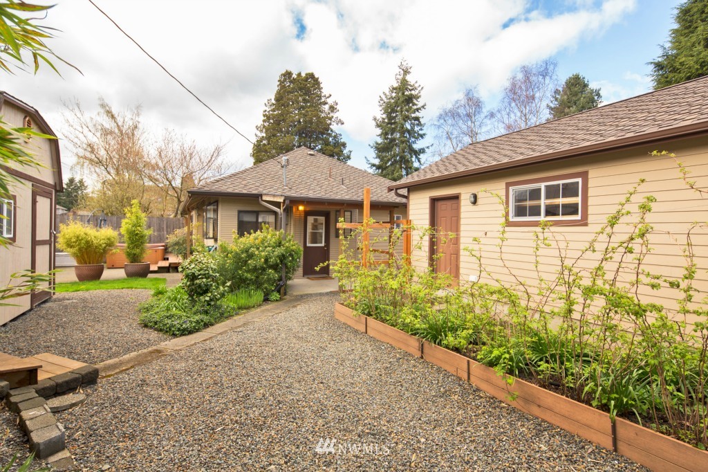 3417 Rockefeller Avenue Everett, WA 98201 - Photo 14 of 15