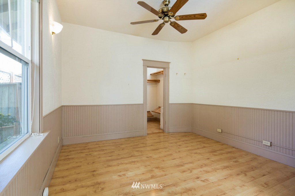 3417 Rockefeller Avenue Everett, WA 98201 - Photo 5 of 15