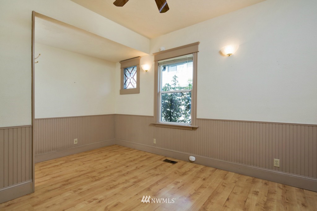 3417 Rockefeller Avenue Everett, WA 98201 - Photo 6 of 15