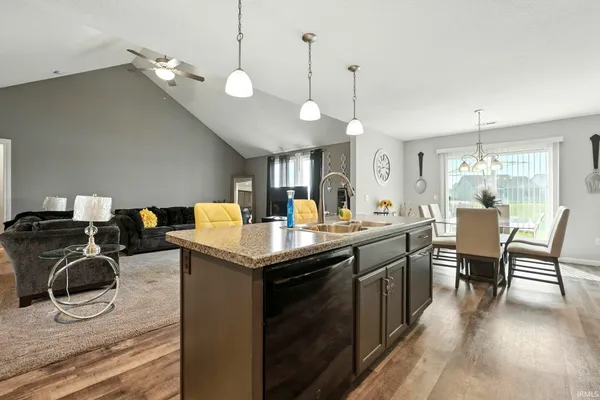 $325,000 | 13287 Silk Tree Trail, Fort Wayne, IN 46814