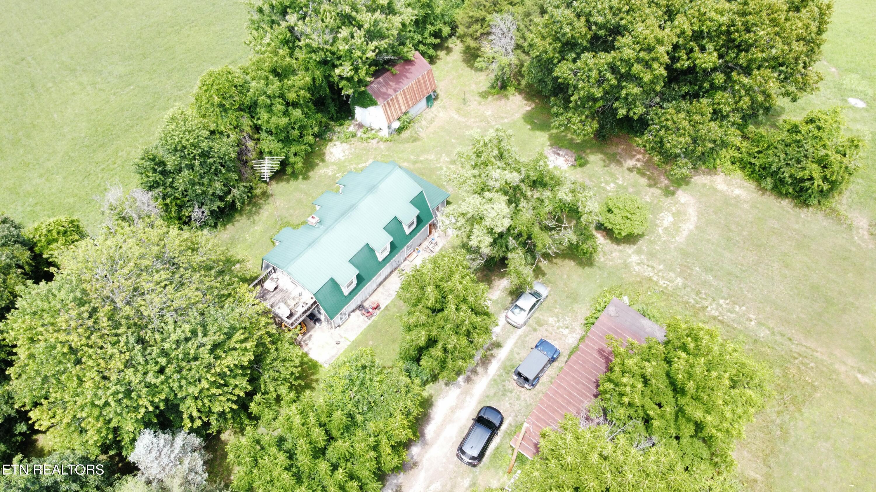 339 Dividing Ridge Road Speedwell, TN 37870 - Photo 6 of 8 339 DR Aerial 2