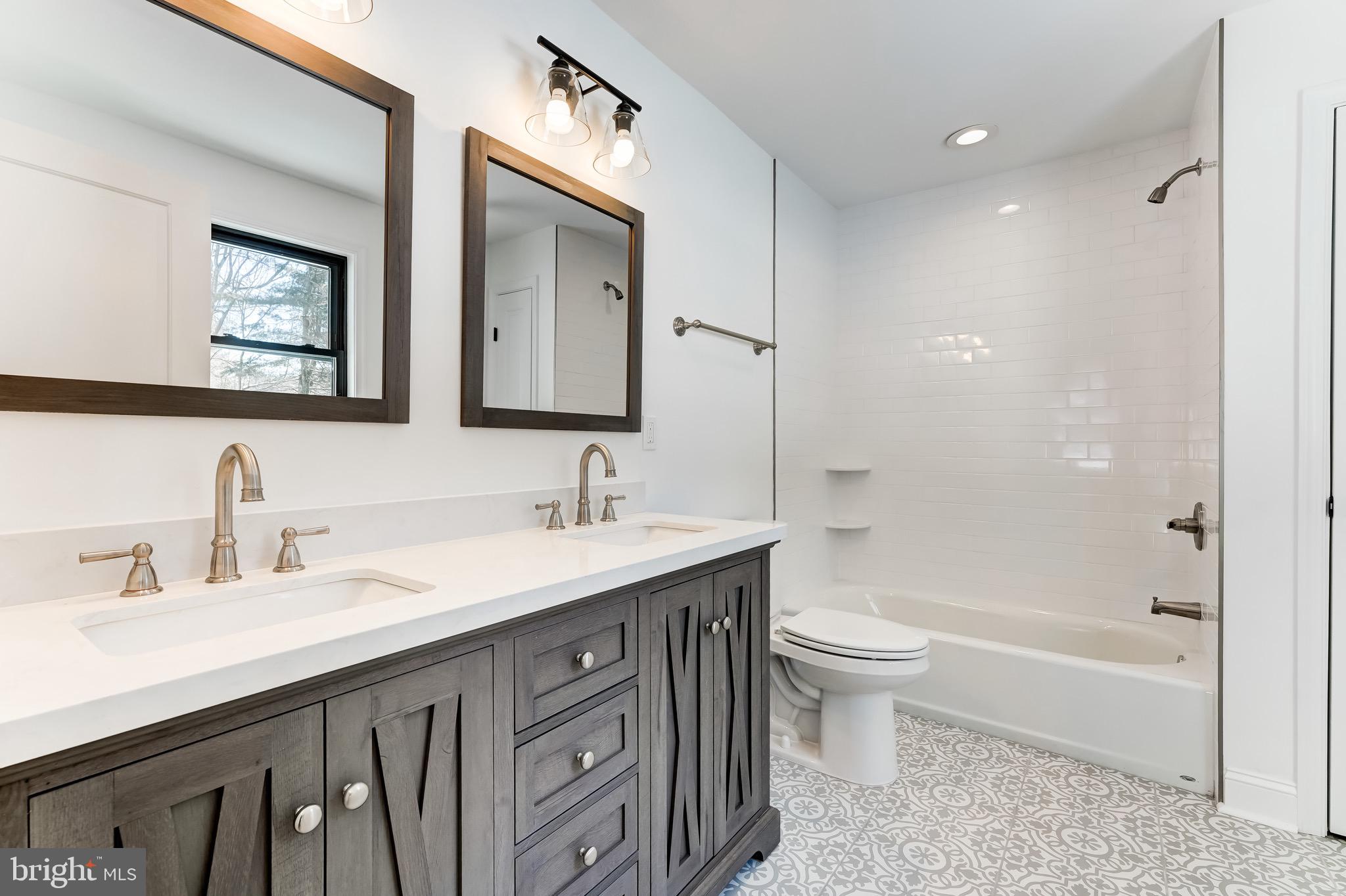 12 Spruce Road Newtown Square, PA 19073 - Photo 9 of 38 Gallery Image 9