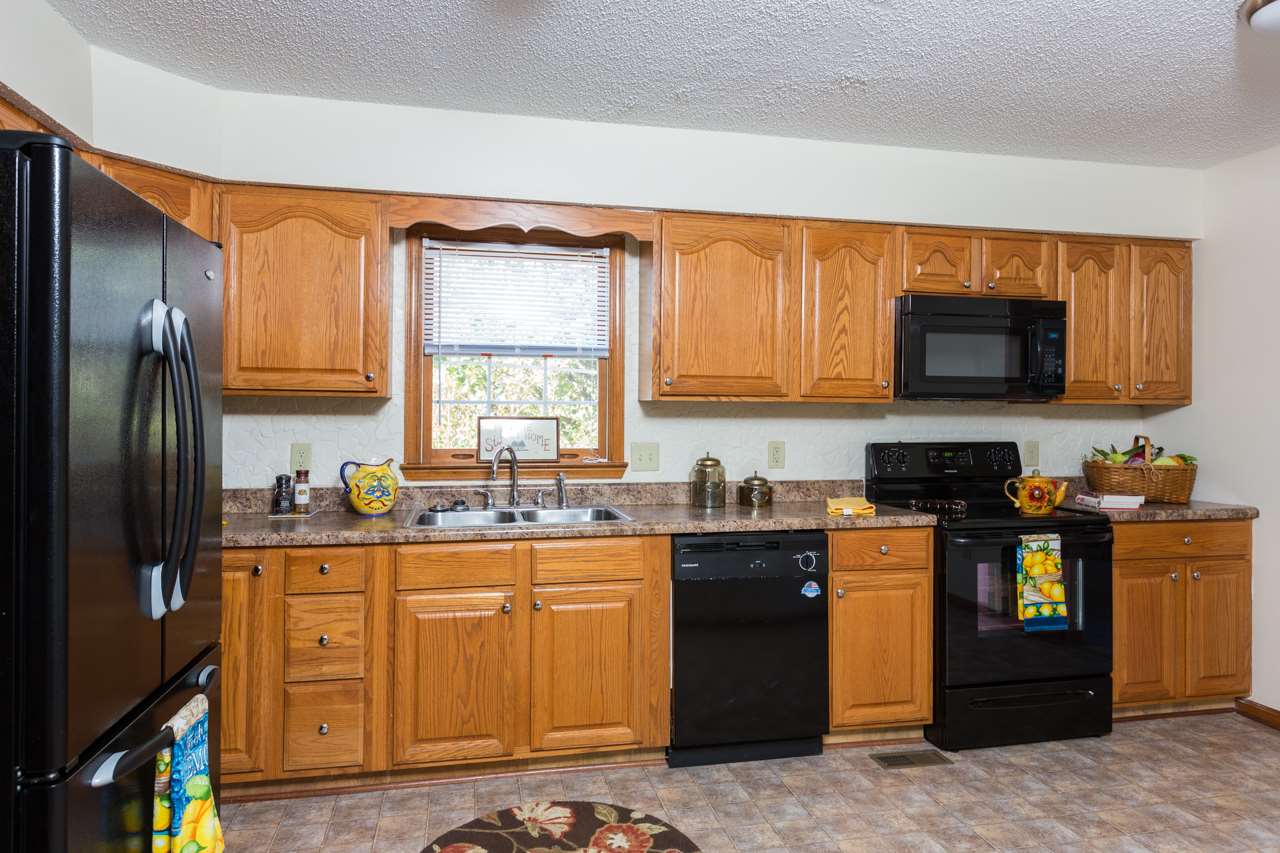 33 Forrer Road Stuarts Draft, VA 24477 - Photo 4 of 25 Gallery Image 4