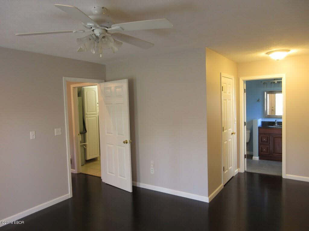 3016 Hickory Ridge Drive Herrin, IL 62948 - Photo 7 of 21 Gallery Image 7