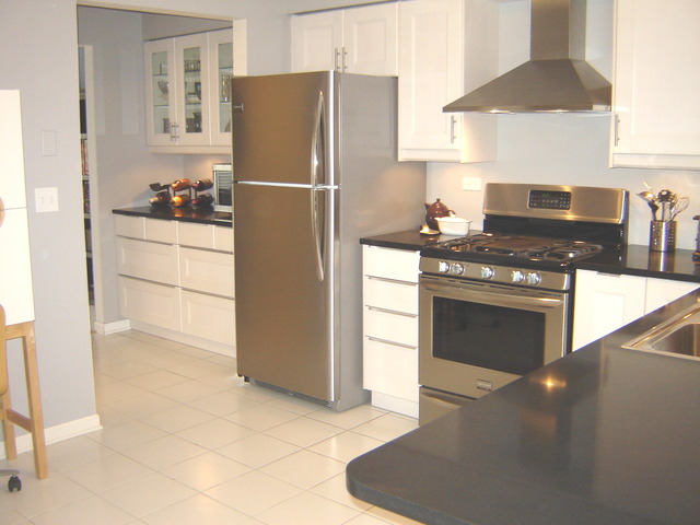 1237 Coldspring Road Elgin, IL 60120 - Photo 11 of 21