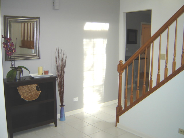 1237 Coldspring Road Elgin, IL 60120 - Photo 3 of 21