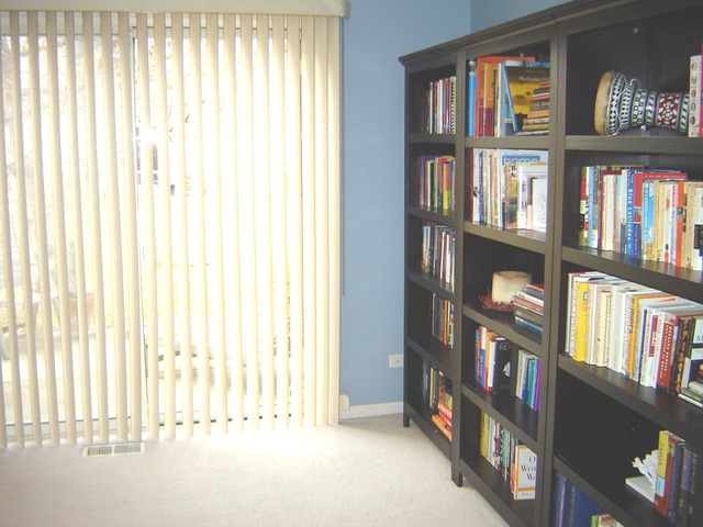 1237 Coldspring Road Elgin, IL 60120 - Photo 7 of 21