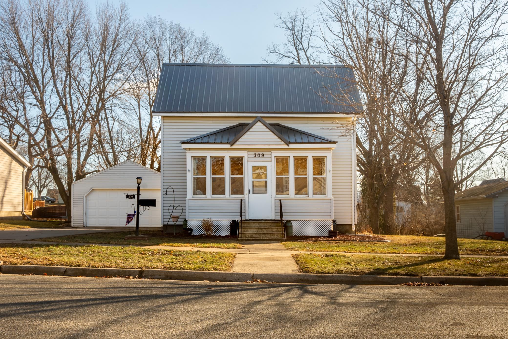 309 Center Avenue Spring Valley, MN 55975 - Photo 1 of 27