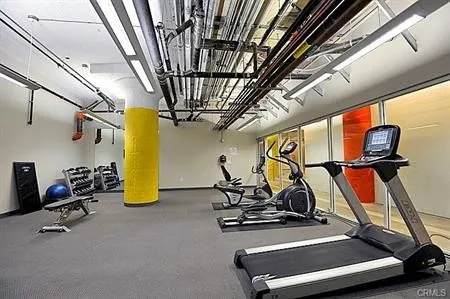 $2,900 | 200 North San Fernando Road, Unit 219, Los Angeles, CA 90031