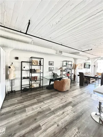 $2,900 | 200 North San Fernando Road, Unit 219, Los Angeles, CA 90031