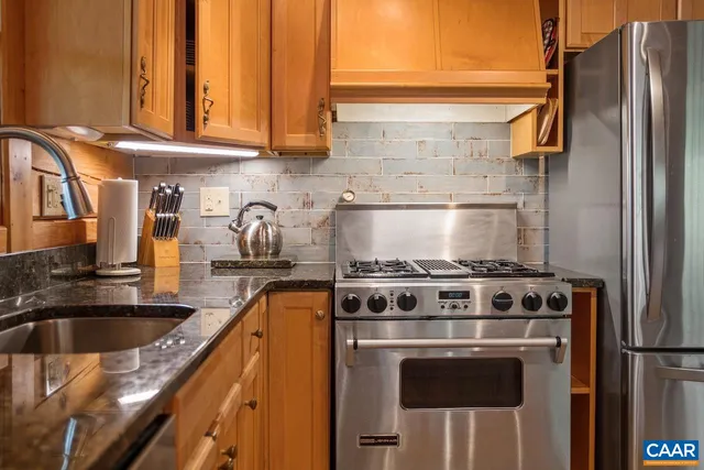 $815,000 | 355 River Bluff Lane, Faber, VA 22938