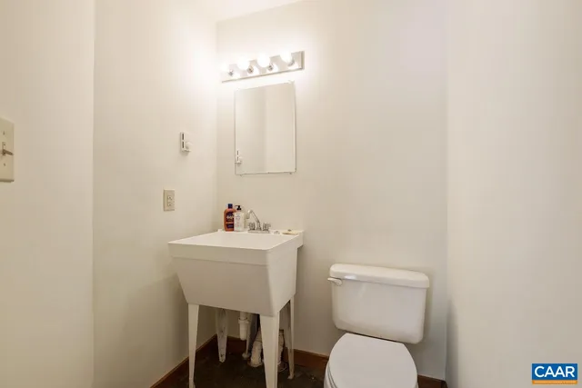 $815,000 | 355 River Bluff Lane, Faber, VA 22938