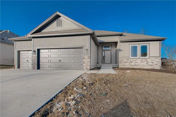 $520,670 | 9430 North Belton Avenue, Kansas City, MO 64154