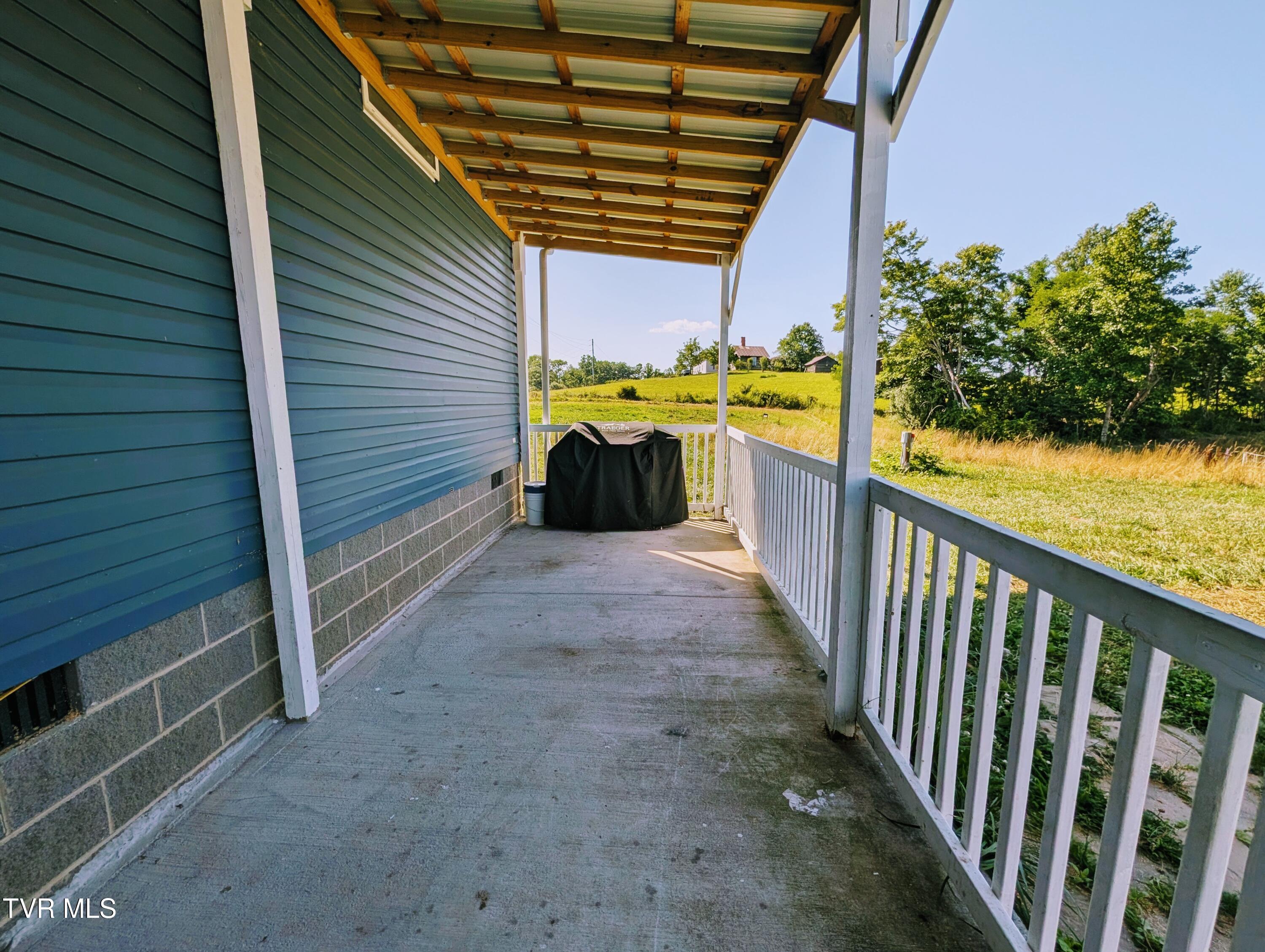 3640 DC Caney Ridge Road Clintwood, VA 24228 - Photo 14 of 59 6603